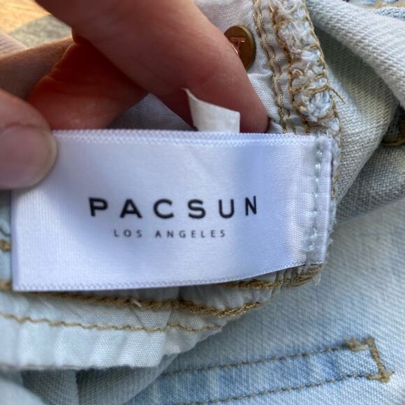 Pacsun 22 Rockabilly 90's Y2K Light Wash Ripped Distressed Denim Mom Shorts Sexy - Picture 6 of 8